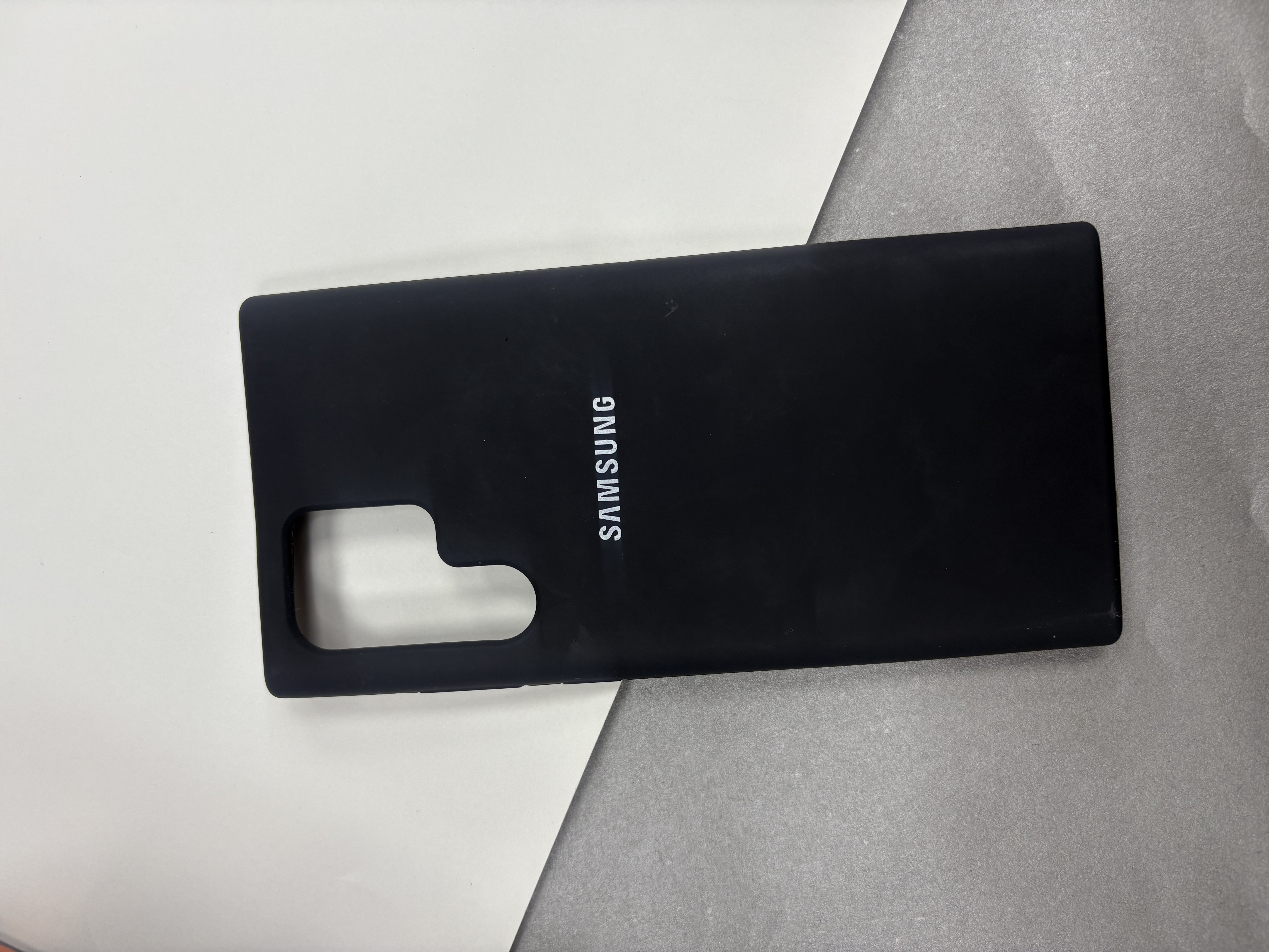 قاب گارد کاور سیلیکونی مشکی سامسونگ s22ultra اولترا کد24